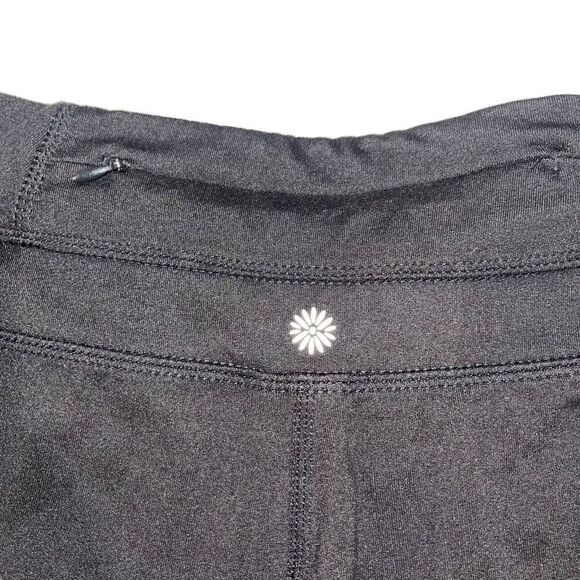 Tangerine Black Capri Leggings - Size Small - Picture 8 of 11